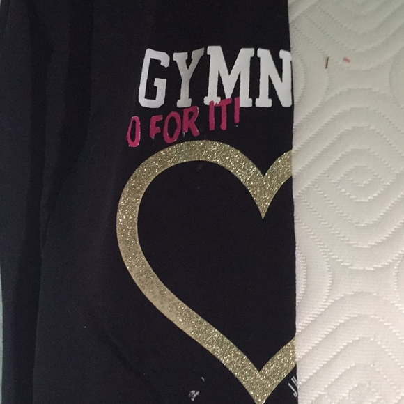 Leggings/sweatpants black with words on it - Picture 4 of 4